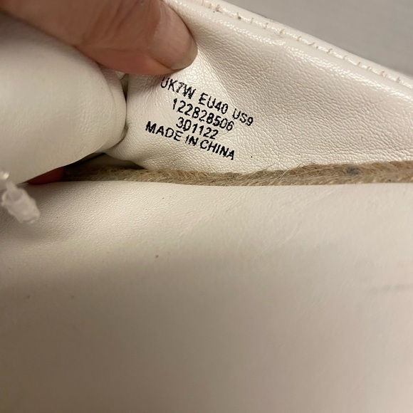 ASOS Twist Knot Slides Sandals - Picture 8 of 8